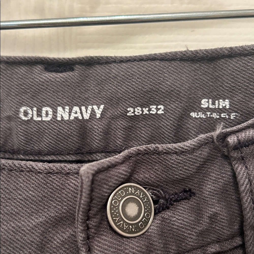 Old Navy Men’s Charcoal Slim Fit Jeans w/ Built-in Flex - Picture 3 of 3